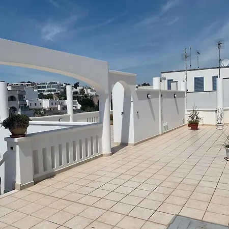 Casa Leuca 아파트 레우카